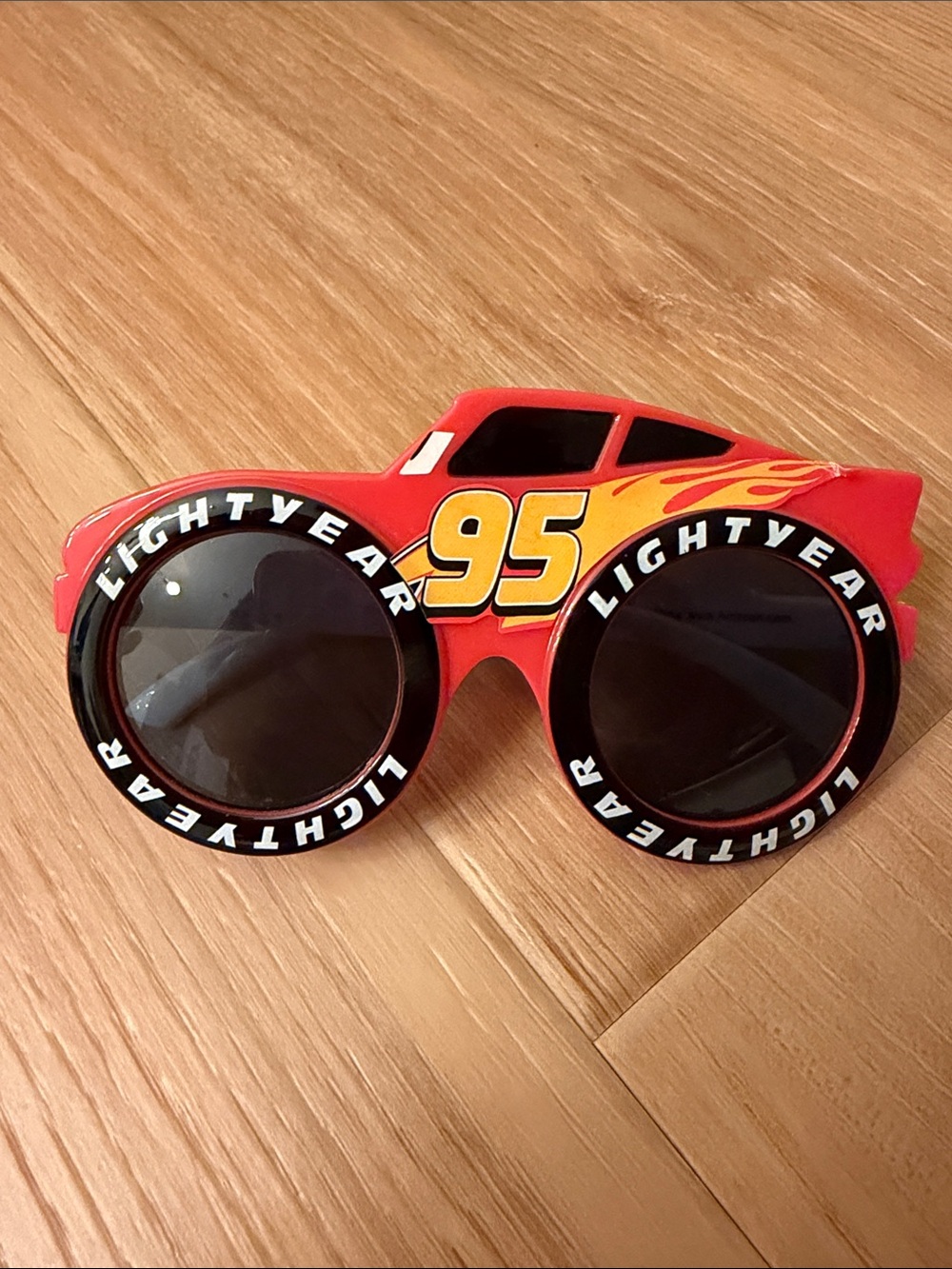 Kids Lightning McQueen Car Sunglasses with '95' Design